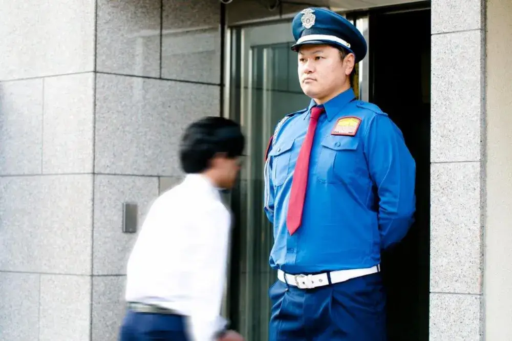 公共施設の施設警備