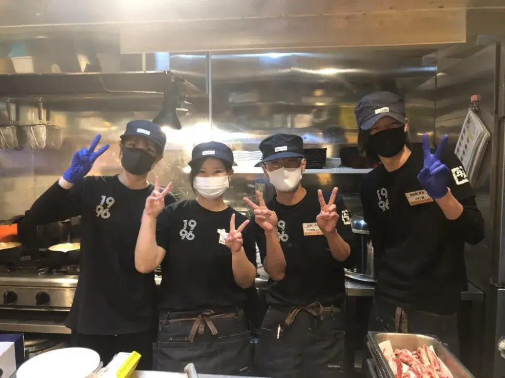 焼肉店ホールスタッフ