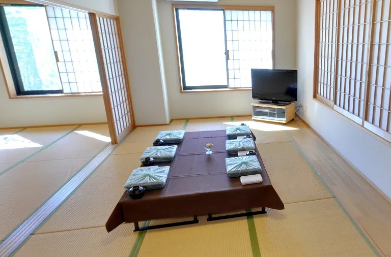 斎場フロントスタッフ