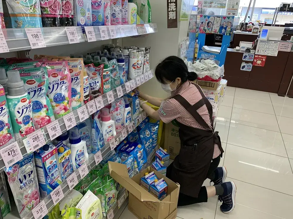 発注、品出し 南谷山店