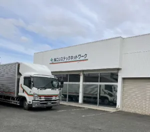 4tトラックドライバー(中型)