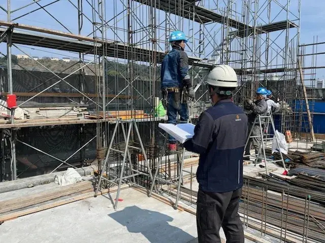 建築現場の写真撮影、管理、現場補助