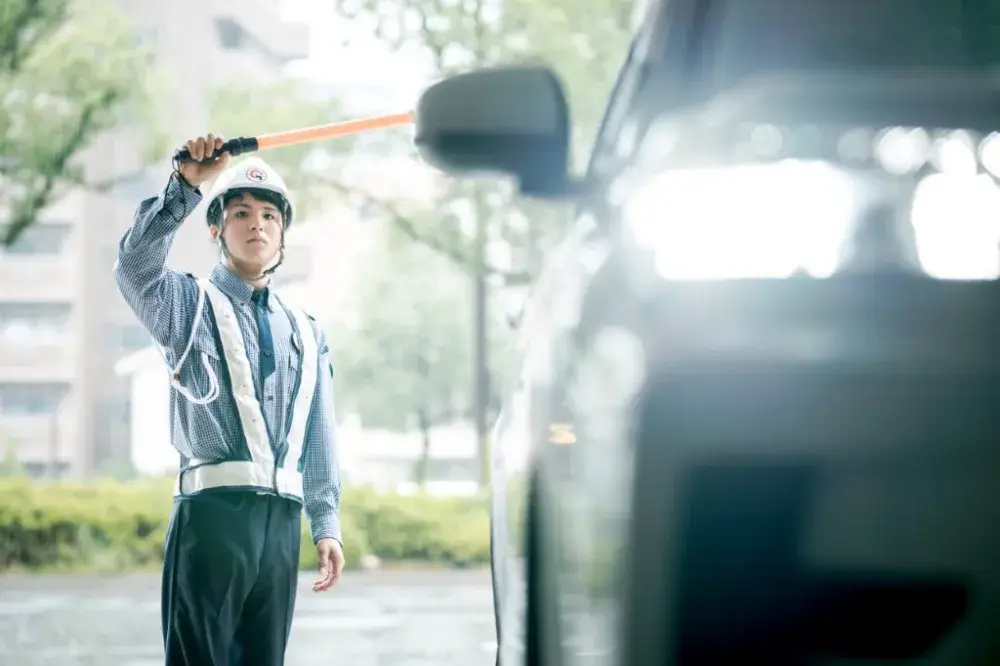 警備員　機械式駐車場等における施設警備業務