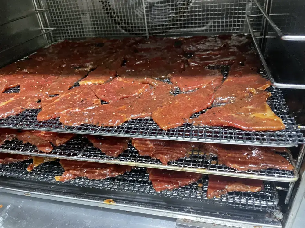 ビーフジャーキー製造(精肉加工)