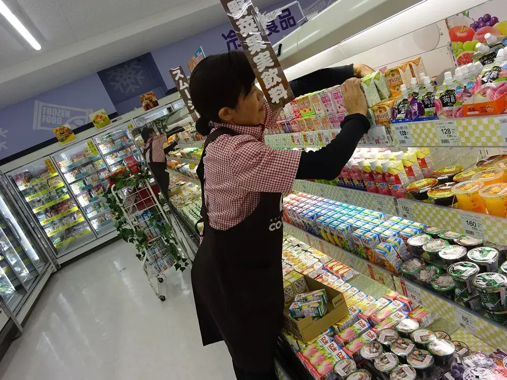 商品の陳列 西陵店