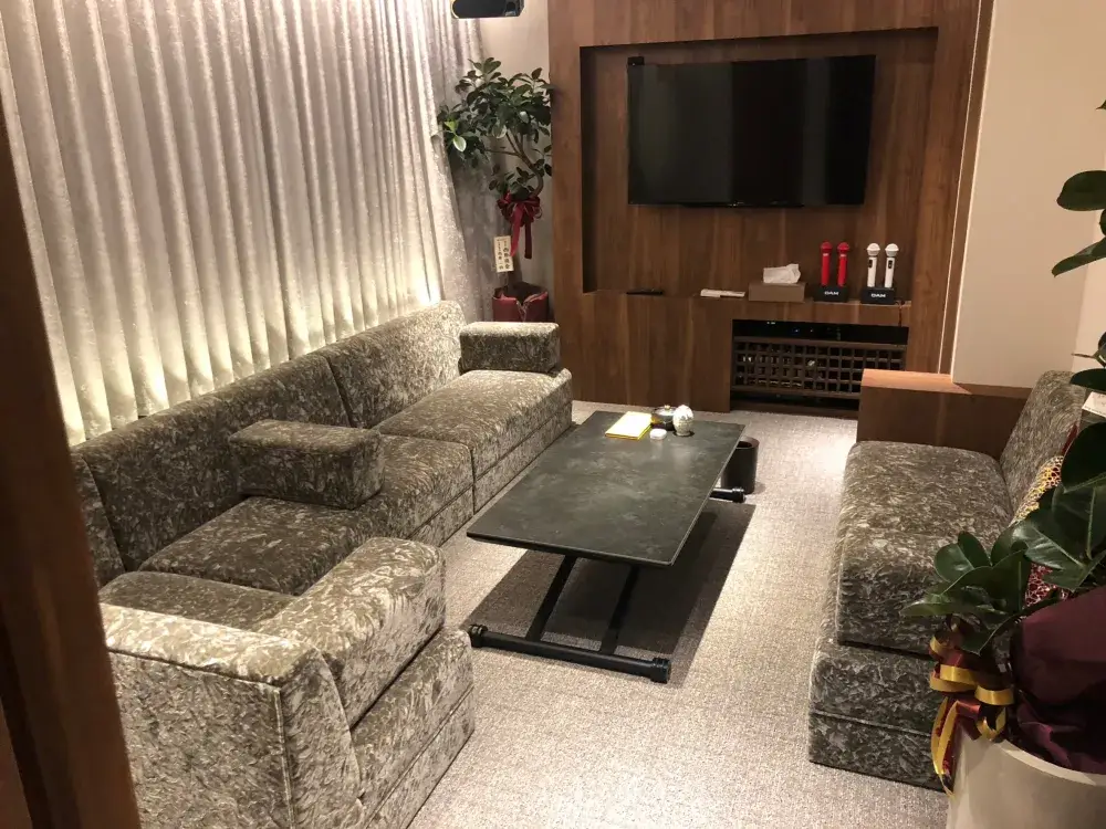 会員制バーの店長候補