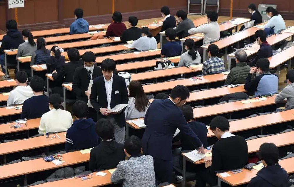 試験運営スタッフ